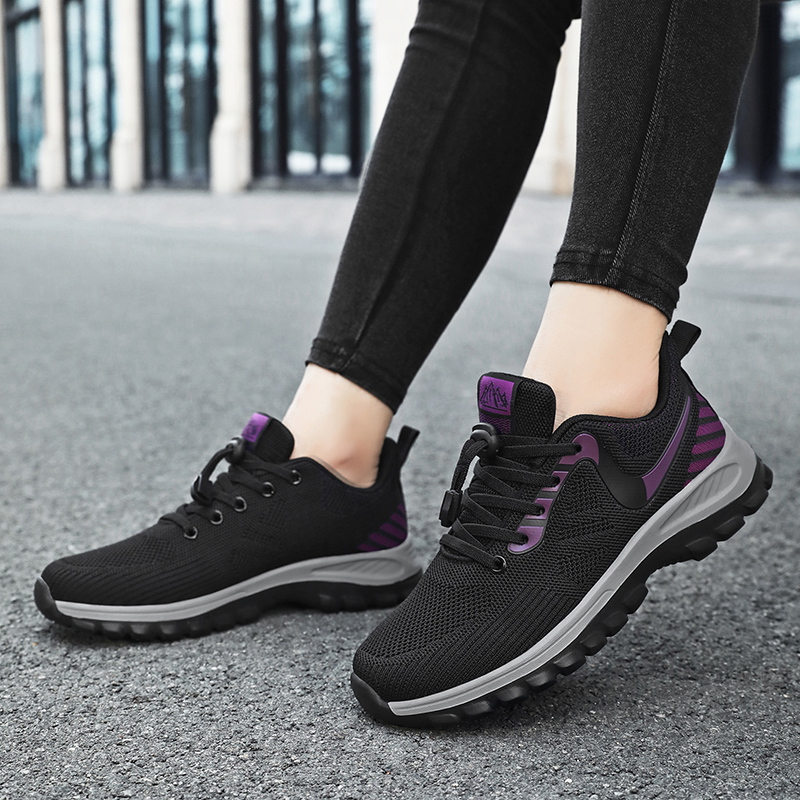 Zapatos de madre de suela blanda, zapatos ligeros de verano para ancianos, zapatos deportivos cómodos para mujeres, zapatos de tela de mediana edad y ancianos