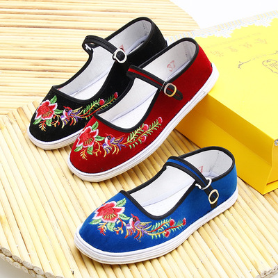 Chinese folk dance clothing shoes for women girls old Beijing embroidered shoes of pure cotton cloth embroidery by hand sewing women