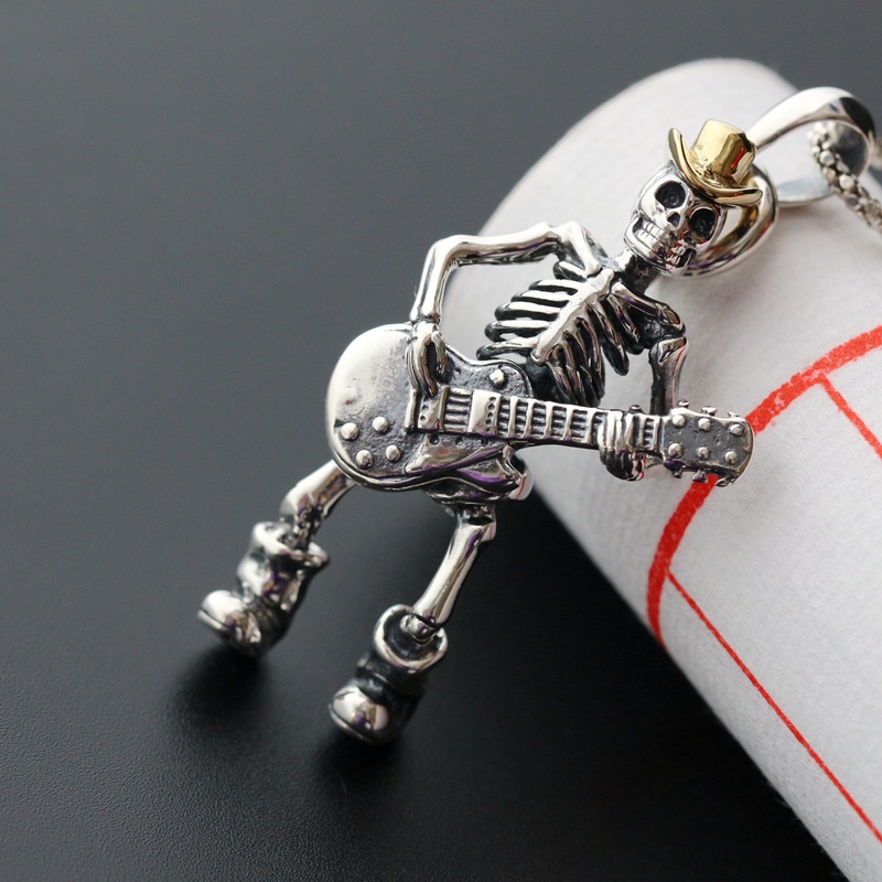 New Fashion Personality Trend Hot Selling Guitar Skeleton Pendant Men's Necklace_voghion.com