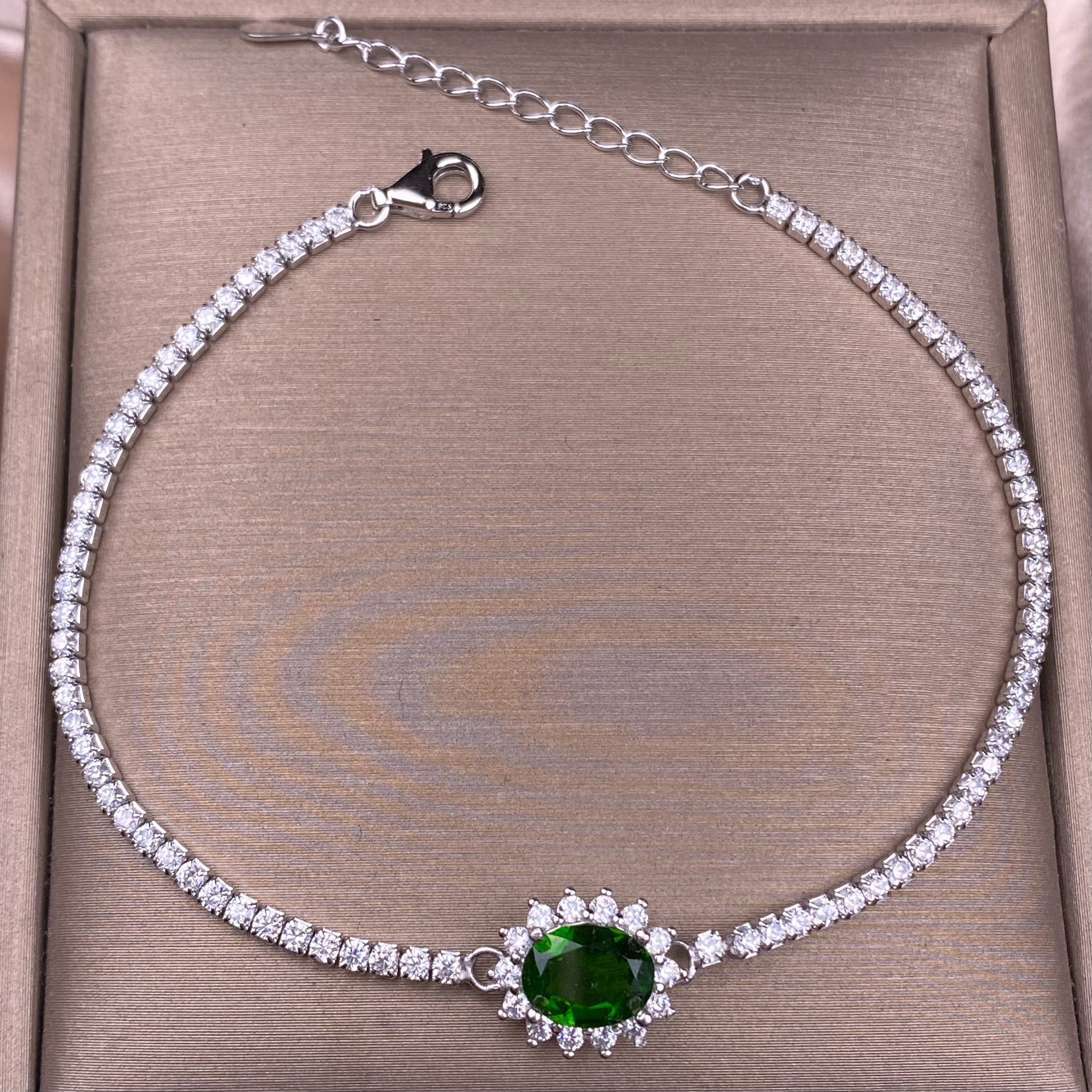 透辉石手链s925银镶嵌满钻轻奢彩宝水晶时尚女款手饰品精致小清新