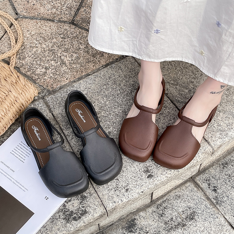 Retro Round-Toe Simple Toe-Cap Sandals for Women with Versatile Work Clothing Thick Heel Cut Out Flats with Skirts Ins Trend