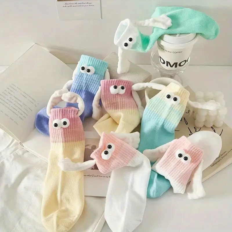 Dopamine Gradient Quirky Hand-Holding Socks, Cartoon Cute and Aesthetically Pleasing Mid-Calf Socks, Sweat-Absorbent, Breathable, Non-Stuffy Socks for Women