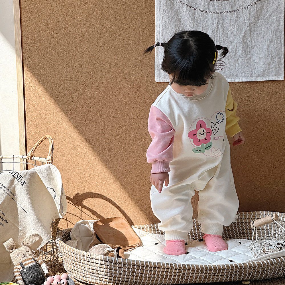 2024 primavera nuevo producto ropa de bebé estilo coreano recién nacido traje de escalada de bebé lindo estampado de dibujos animados mono de manga larga