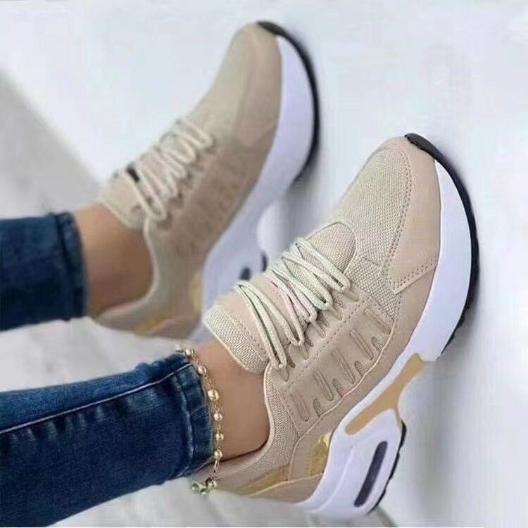 Large Size Sports Shoes for Foreign Trade, New European and American Fashion Casual Shoes for Women, Fly-Knit Wedge Heel, Round Toe, Lace-Up, Breathable Mesh