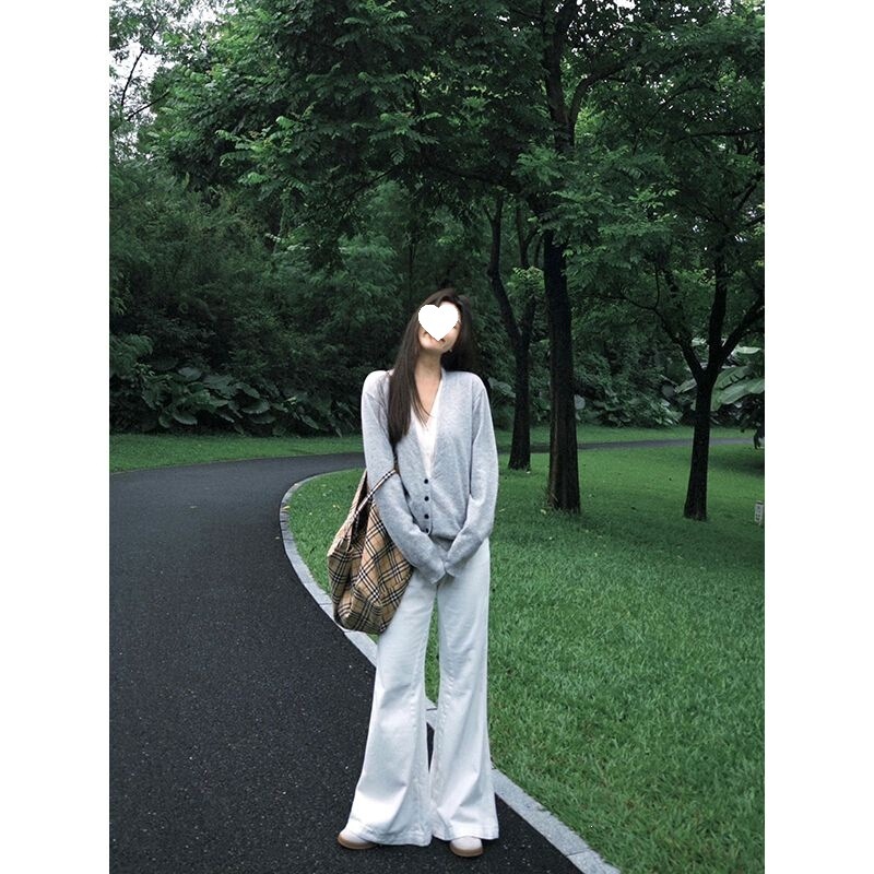 Soft gray faux two-piece knit sweater for women, spring and autumn 2026 new style, loose and slimming soft cardigan top