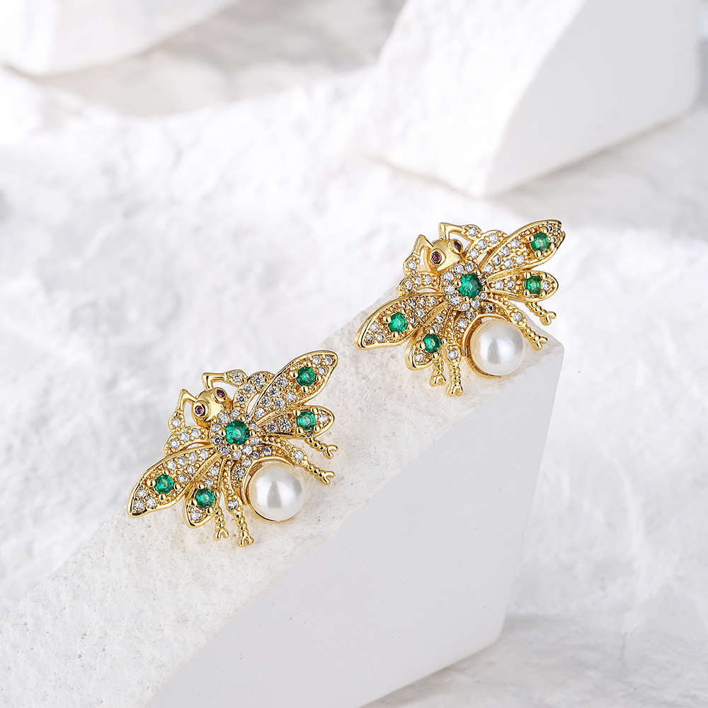 Fashion Butterfly Copper Plating Inlay Pearl Zircon Ear Studs 1 Pair