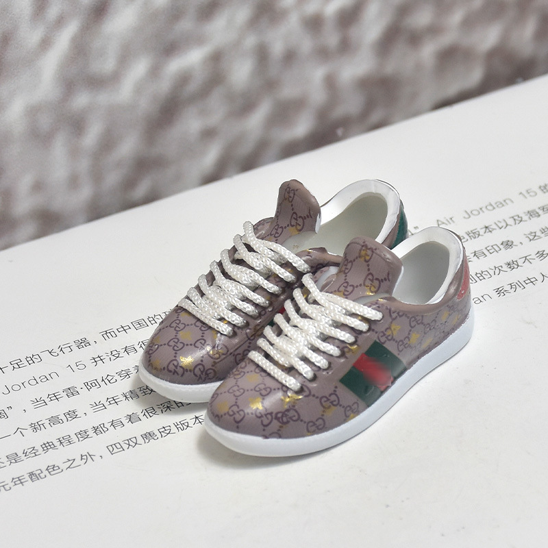 고대 작은 꿀벌 다크 브라운