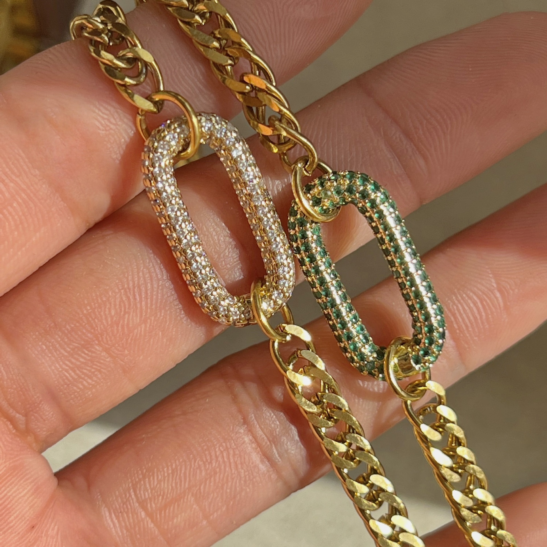 Streetwear Oval Copper Plating Inlay Zircon Bracelets Earrings Necklace display picture 1