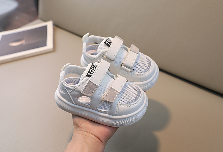 Neue Sportsandalen für den Sommer, atmungsaktives Mesh für Jungen, koreanische Ausgabe, Babyschuhe mit hohlem Brett für Mädchen, Kinderschuhe_voghion.com