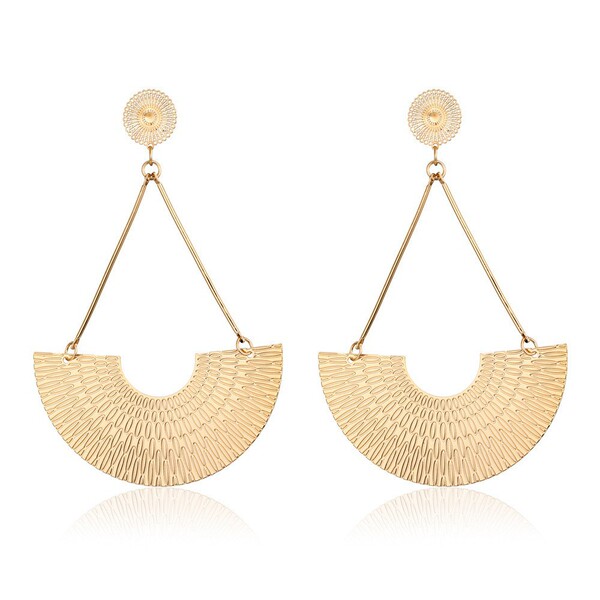 elegant fashionable earrings