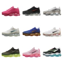 ����ֱ�N����Max Scorpion��|�ܲ�Ь��H���߰ٴ���Ů���e���l