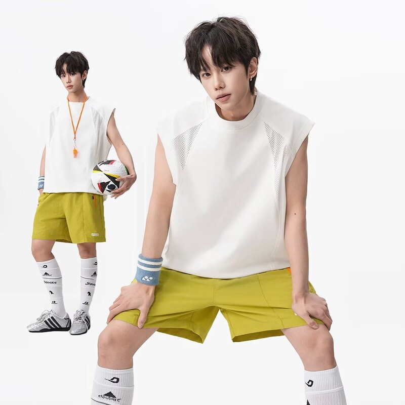 Trendy men's sleeveless vest, fitness slim-fit athletic fashion T-shirt, round neck basketball training top, solid color Trendy men's sleeveless vest, fitness slim-fit athletic fashion T-shirt, round neck basketball training top, solid color