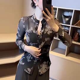 法式气质印花大码衬衫女夏季轻熟御姐风洋气修身显瘦内搭长袖上衣