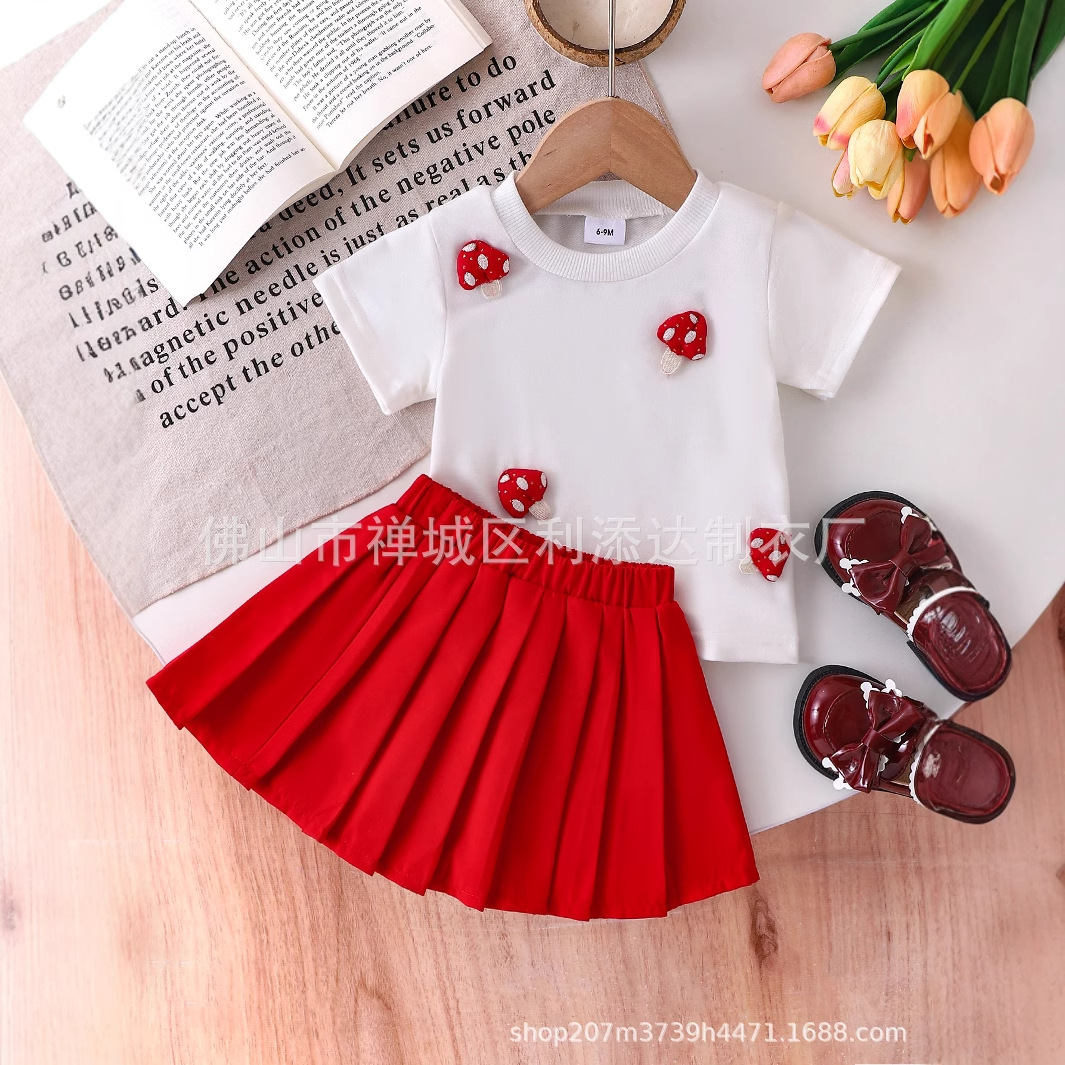 summer children's comfortable cute beige T-shirt