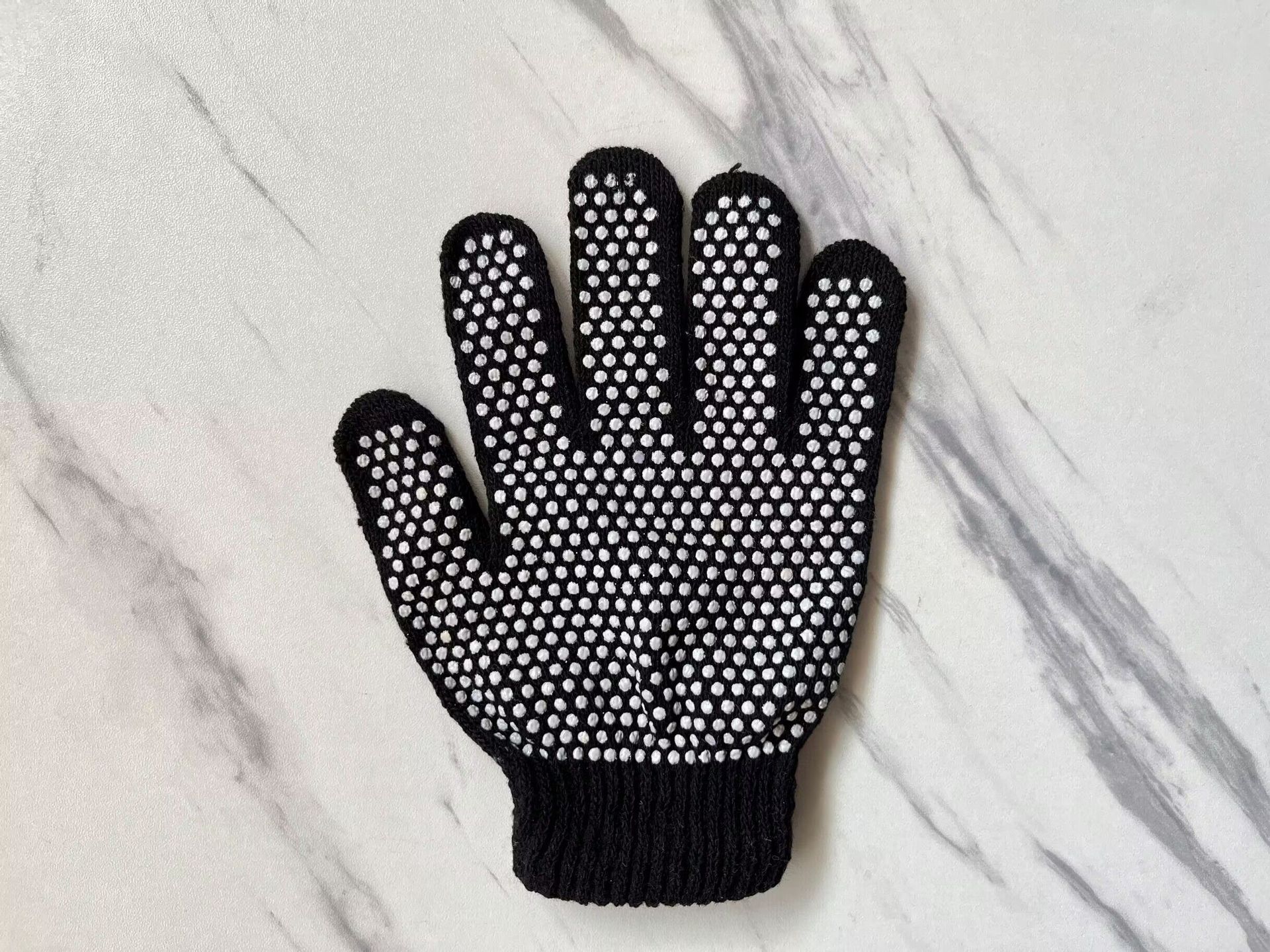 1 par de dispensadores negros de trompeta 3 - 6 años