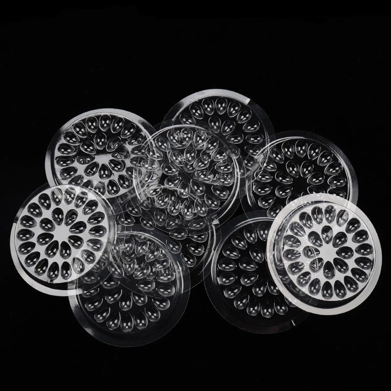 Transparent pad for eyelashes