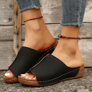 Cross-border European and American Foreign Trade 2024 Spring and Summer New Sandals Women's Outer Wear Women's Shoes Comfortable Wedge Thick Sole Simple Slippers