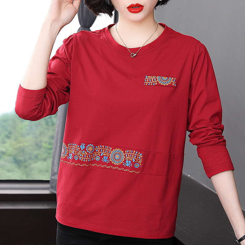 Middle-aged mother cotton T-shirt women's 2022 new Chinese New Year women's clothing Red Western style small shirt this year clothes Spring