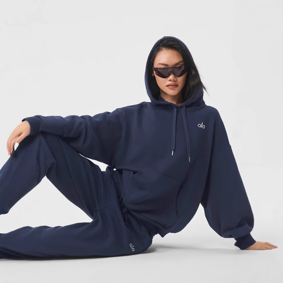 2025 transfronterizo otoño y invierno americano letras encapuzadas más chaqueta de terciopelo deportivo casual chaqueta pantalones largos chaqueta encapuzada set