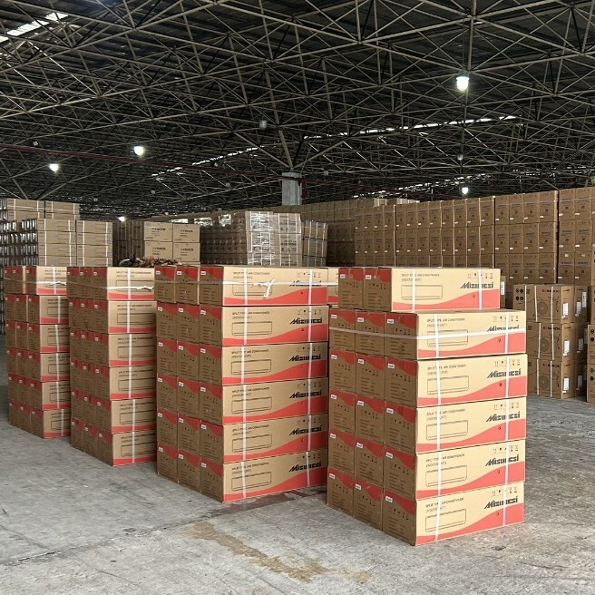 1-4P Wall-Mounted Air Conditioner, 2-5P Vertical Cabinet Type, 3-5P Duct Type, Courtyard Type Remaining Cabinet Inventory Export Air Conditioner