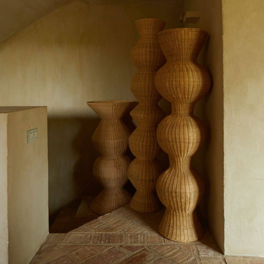 Lámpara de pie nórdica B & B Sala de Exposiciones Arte tallado en madera decoración creativa geométrica lámparas decorativas de ratán lámparas de arte