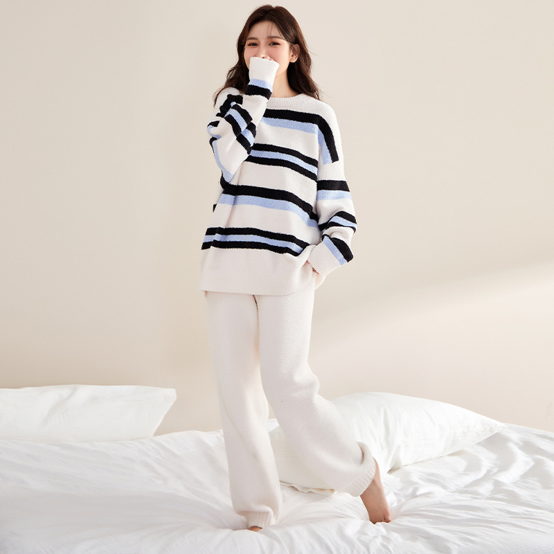 M15 blue and white