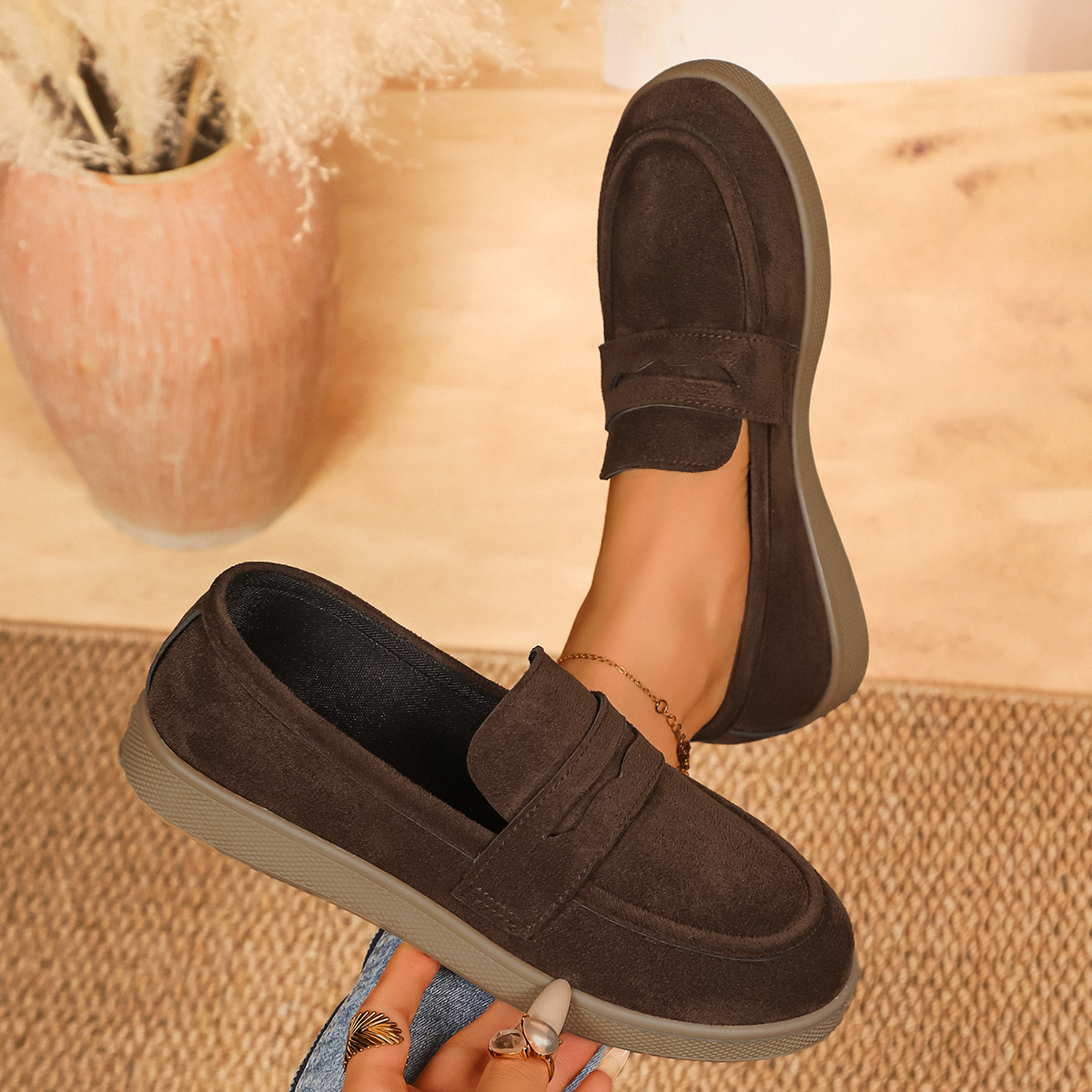 Women's Retro round Toe Thick Sole Slip on Low Top Loafers Spring plus Size Casual Shoes_voghion.com