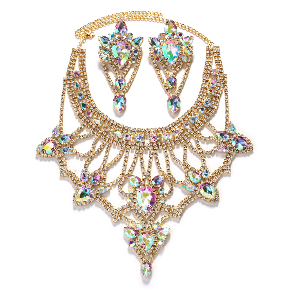 Nuevo caliente rhinestone collar traje europeo y americano personalidad exagerada gota de agua pendientes joyería traje conjunto de joyas