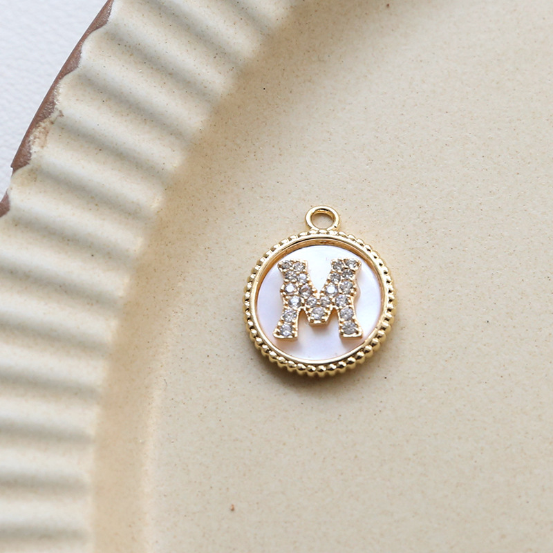 3g Weight Shell, Zircon Inlay Material Charms, Jewelry Accessories Classification 1 Piece Quantity Copper Material Round, Letter Pattern Plating, Inlay Design Simple Style Style 1 Piece Copper Shell Zircon Round Letter 19