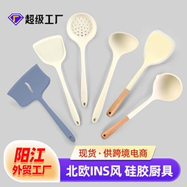 防烫手套;烹饪勺铲;餐垫、杯垫