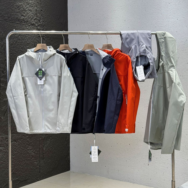 Urban Functional Series Water-Repellent and Wear-Resistant Autumn and Winter New Men's and Women's Outdoor Hooded Assault Jackets Trendy Jackets
