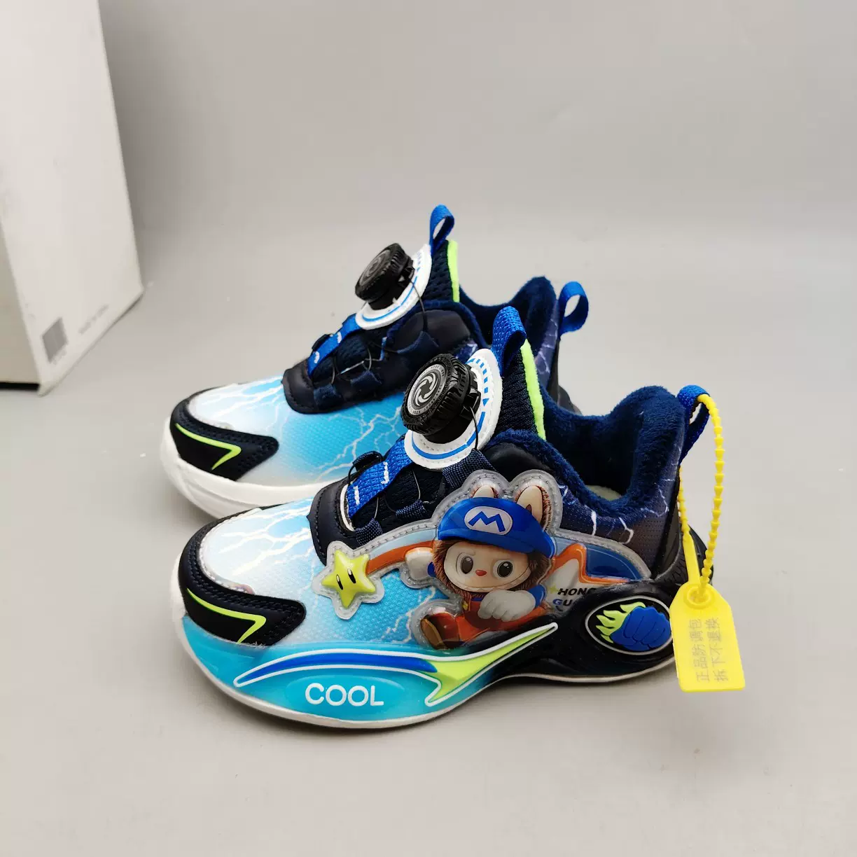 男童鞋子加绒二棉亮灯卡通运动鞋拉布布休闲跑鞋