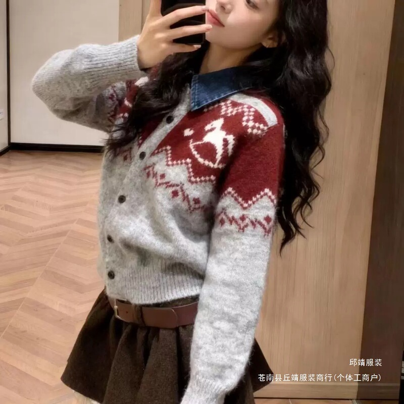 Retro color-block loose-fit short sweater with a single-breasted design, perfect for autumn and winter, featuring a Fair Isle knit pattern, and suitable for New Year's celebrations