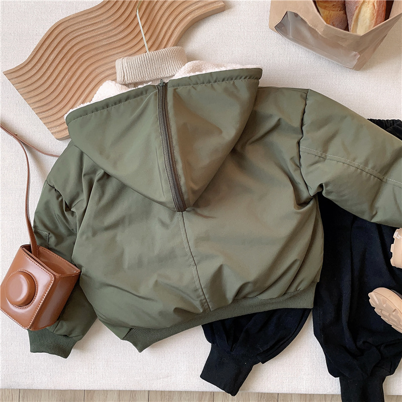 2023 invierno ropa de los nuevos niños de los niños grandes solapa abajo chaqueta niños y niñas con capucha corta abajo chaqueta engrosada