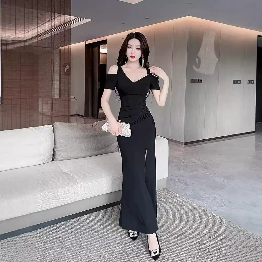 夜场性感礼服女2024款连衣裙不规则一字领包臀裙子晚礼服宴会气质