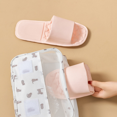 Foldable travel slippers for men and women, portable hotel business trip indoor non-slip disposable couple slippers