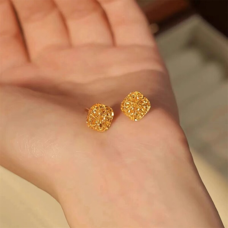 新款轻奢风高级感曝闪小方糖项链镂空花丝方糖戒指耳钉女沙金饰品|undefined