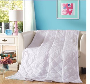 Hospital bedding hospital quilt mattress three-piece hotel hospital quilt core can be four seasons