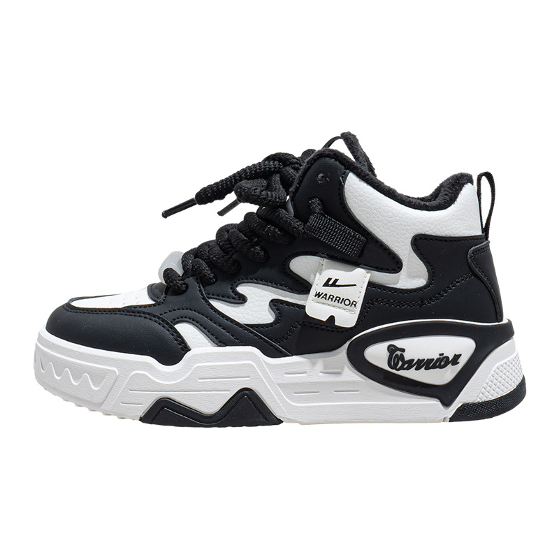 Zapatos de skate cómodos de alto rendimiento con lazos de color combinados de alto valor de apariencia y zapatos de algodón de pelusa para estudiantes de fiesta calentadas diarias
