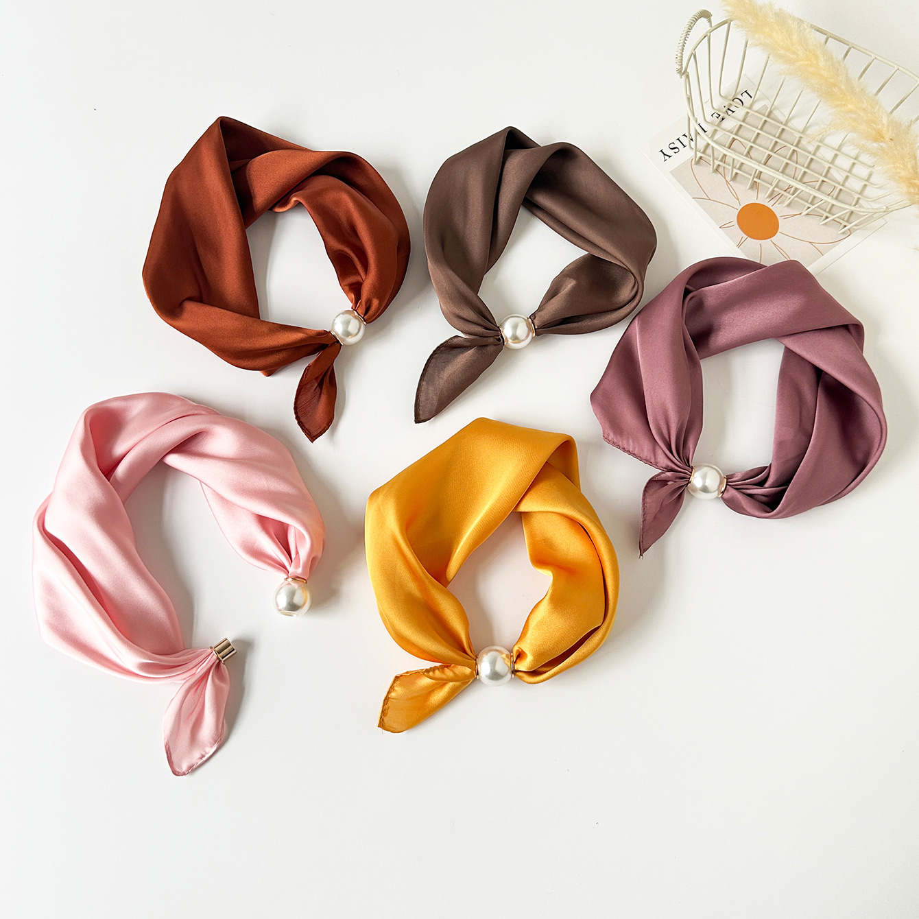Wholesale Solid Color Magnetic Clasp Pearl Silk Scarf Necklace Narrow Long Strip Scarf for Women Neck Protection Mom's Neck Scarf