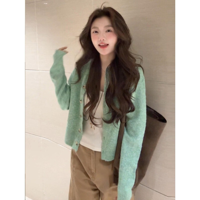 Green Korean-Style Early Autumn Trendy Knit Cardigan for Women 2026 New Spring and Autumn Lazy Style Sweater Coat Top Green Korean-Style Early Autumn Trendy Knit Cardigan for Women 2026 New Spring and Autumn Lazy Style Sweater Coat Top