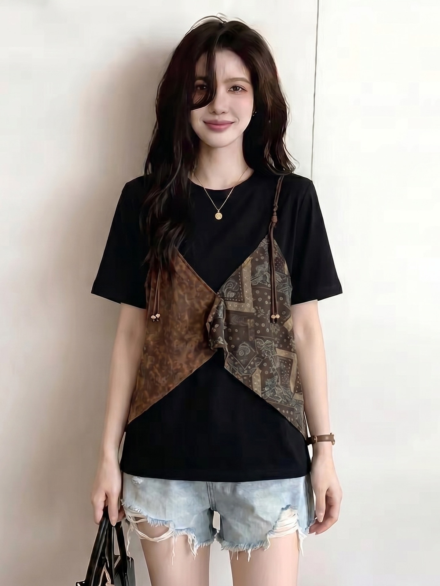 Áo thun nữ tay ngắn phối hai lớp in họa tiết, dáng rộng cao cấp — Màu ảnh