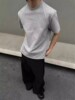 회색