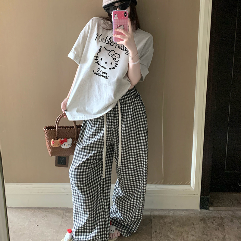 Cute KT Cat Pajamas Women's Cotton Summer Round Neck Pullover Short Sleeve Trousers Cartoon Outer Wear suit Cute KT Cat Pajamas Women's Cotton Summer Round Neck Pullover Short Sleeve Trousers Cartoon Outer Wear suit