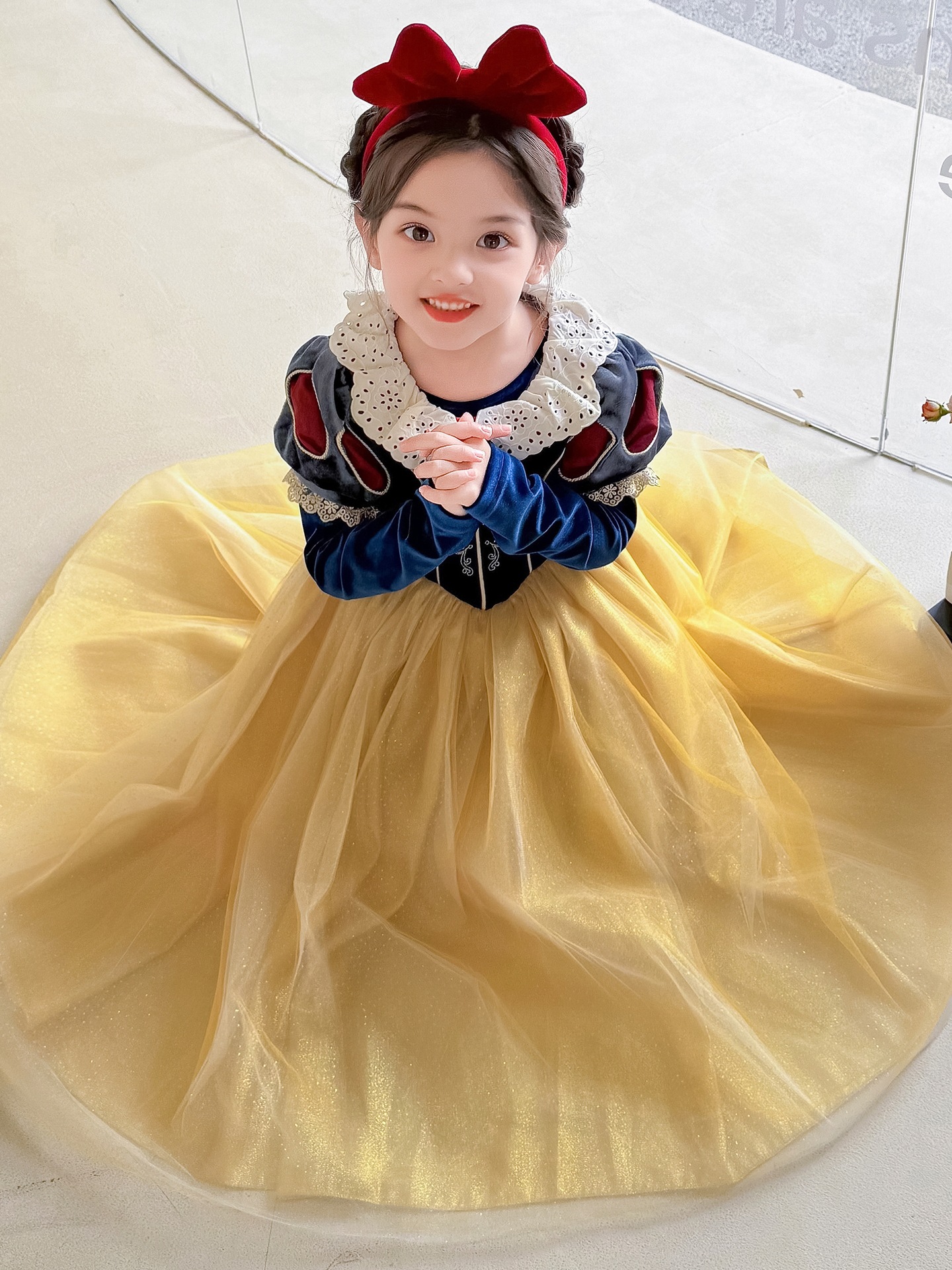 Vestido de niña otoño 2025 nuevo estilo extranjero vestido de Blancanieves para niños falda de mangas largas bebé