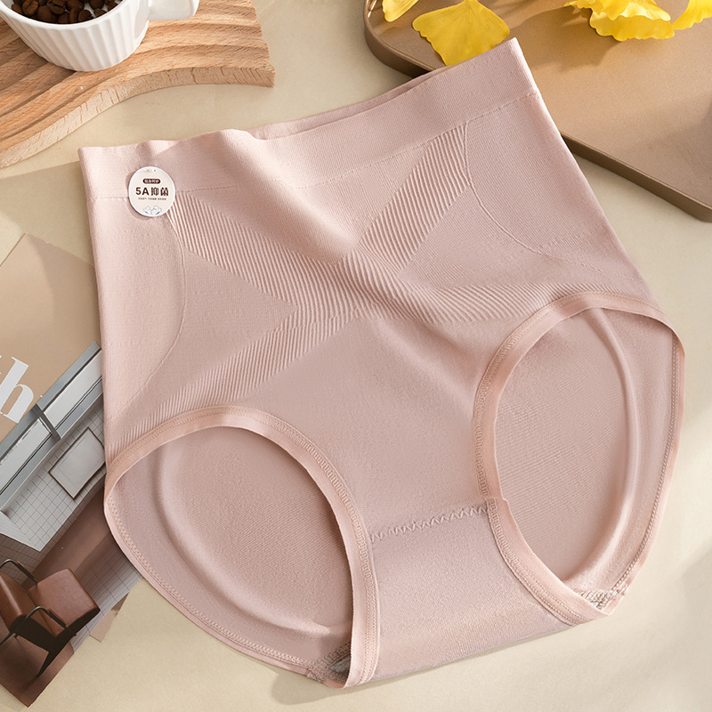La ropa interior del abdomen cruza la cintura alta y las caderas no se estiran, la entrepierna no se enrolla, la entrepierna es transpirable y refrescante, la entrepierna antibacteriana es refrescante