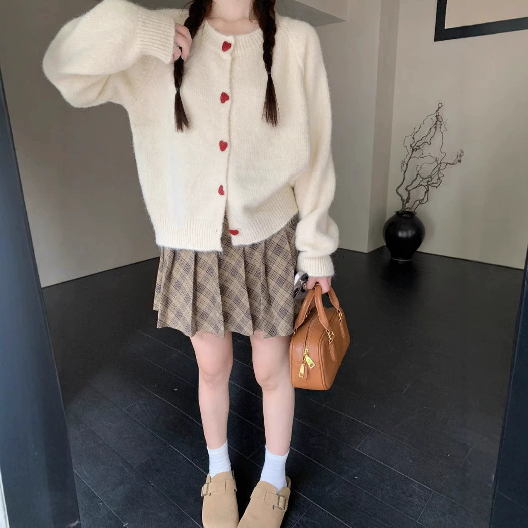 2024 осень новая корейская любовь пряжка Сладкий трикотажный кардиган куртка девушка минус возраст модный свитер топ женский