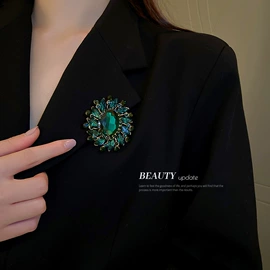 耳环;耳钉;项链