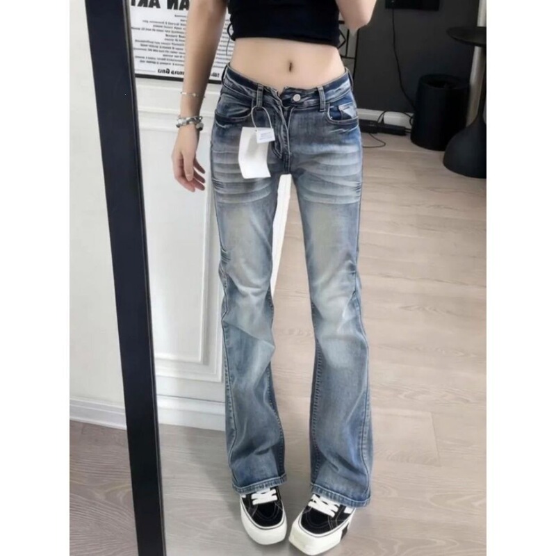 Light Blue Washed Whiskered Low-Waist Narrow Straight-Leg Jeans for Women, Spring/Summer Style, Stylish and Trendy, Stretchy Flared Pants Light Blue Washed Whiskered Low-Waist Narrow Straight-Leg Jeans for Women, Spring/Summer Style, Stylish and Trendy, Stretchy Flared Pants