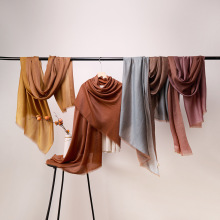 水溶羊绒围巾女士冬季高级感缎纹围脖百搭夏季防晒空调房羊绒披肩